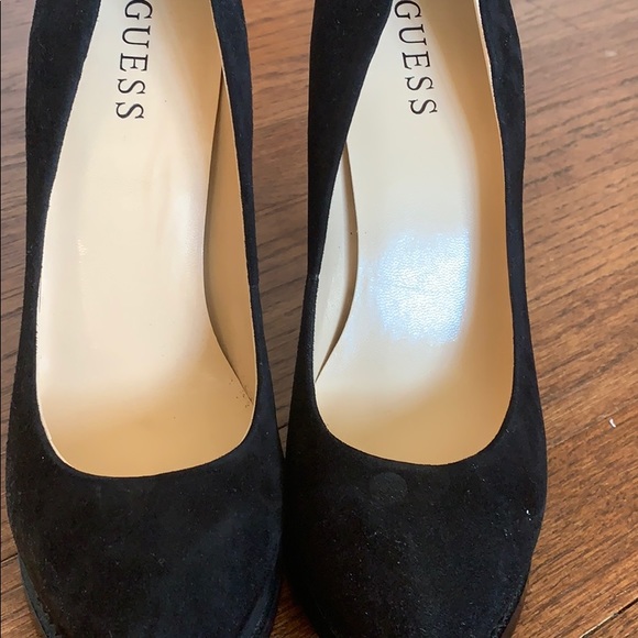 Guess Heels like new! 👠 - Picture 5 of 8